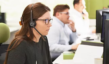 Hourly Call Center Employee Wage Hour Laws Post
